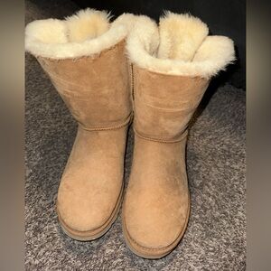 UGG Women's Bailey Bow II Boot, Chestnut, 10